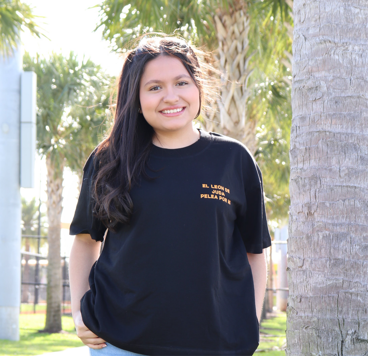El León de Judá Pelea Por Mí | Camiseta Mujer Estilo Suelto
