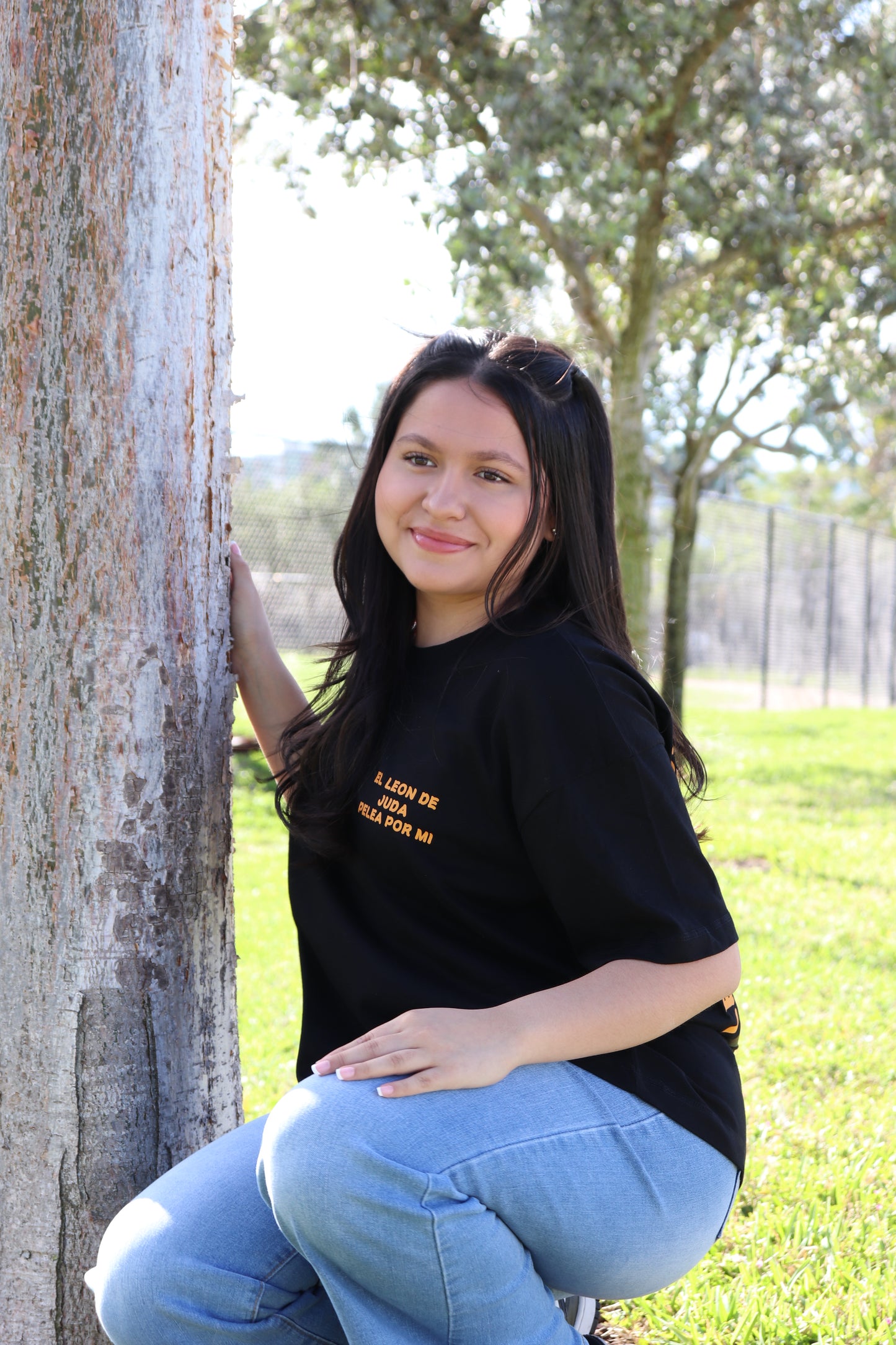 El León de Judá Pelea Por Mí | Camiseta Mujer Estilo Suelto